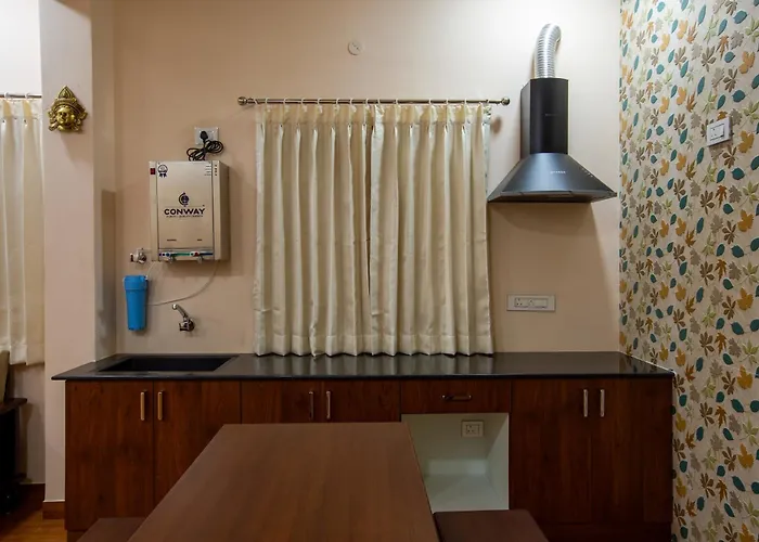 Mugundan 'S Smart Stay